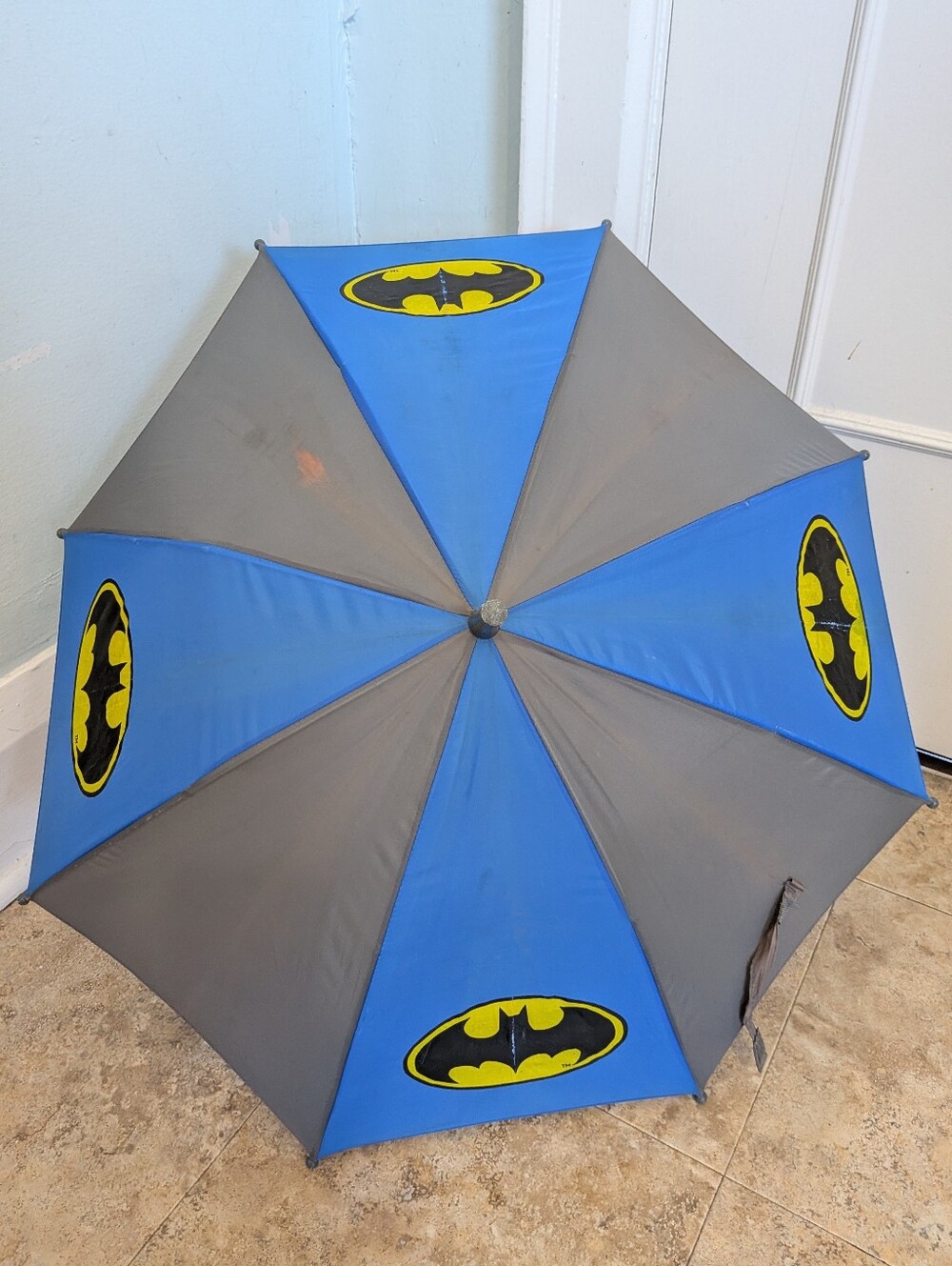 Vintage Batman Umbrella 1991 DC Comics DCU Kids 90s Cartoon Movie Superhero